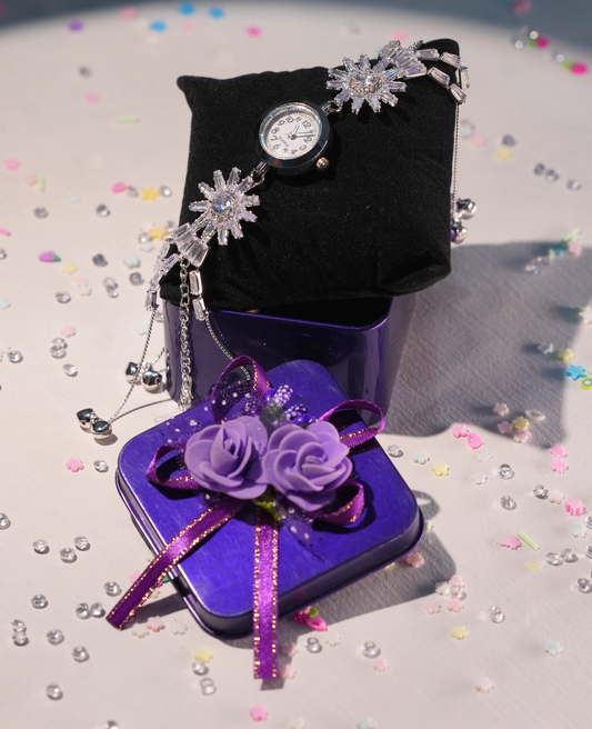Wondervel Crystal Snowflake Quartz Watch for Women
