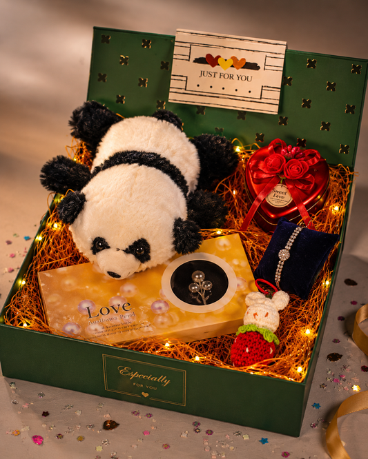 Wondervel Panda Love Gift Hamper
