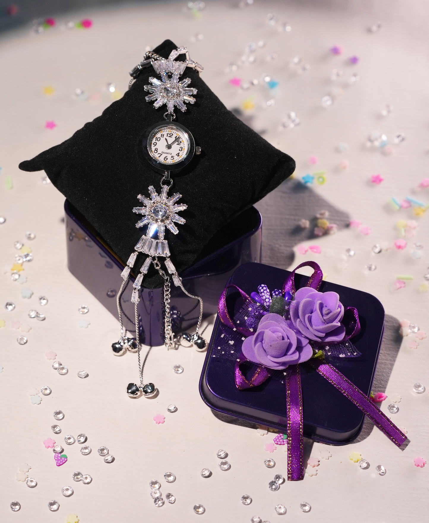 Wondervel Crystal Snowflake Quartz Watch for Women